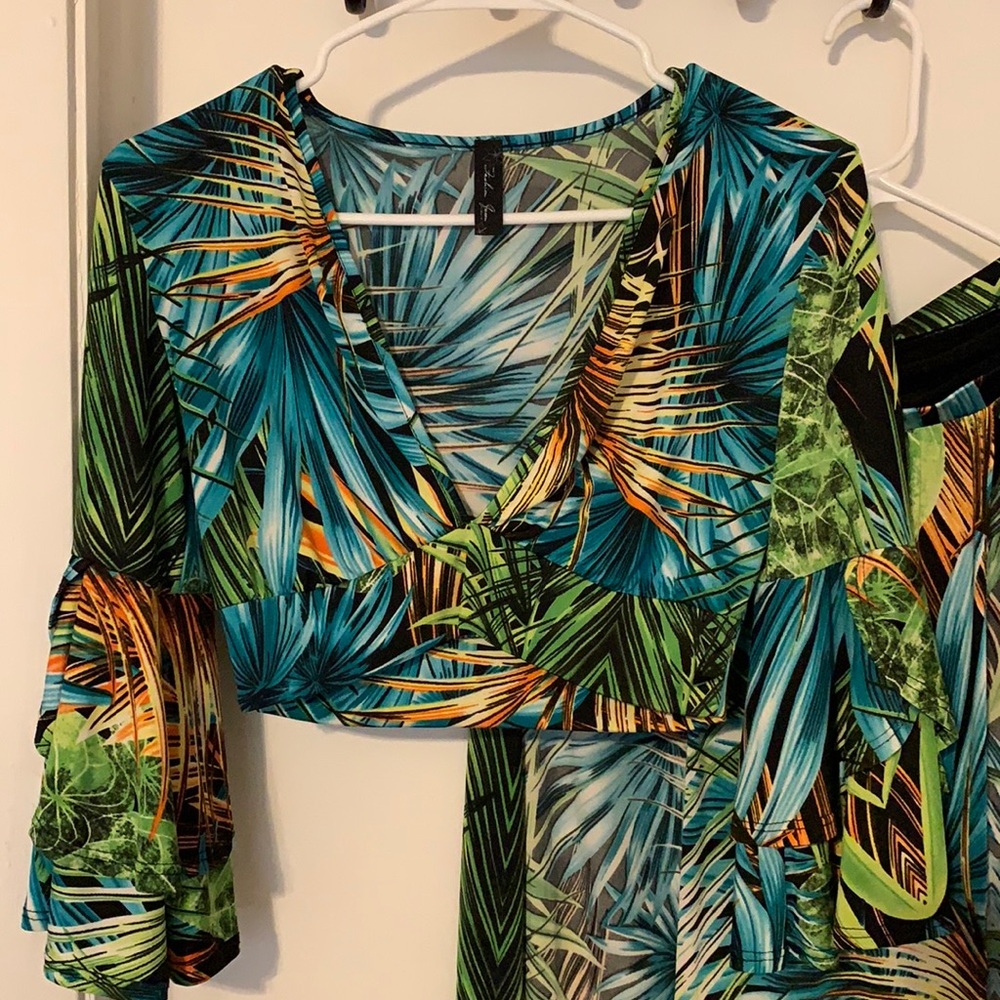 Two piece set